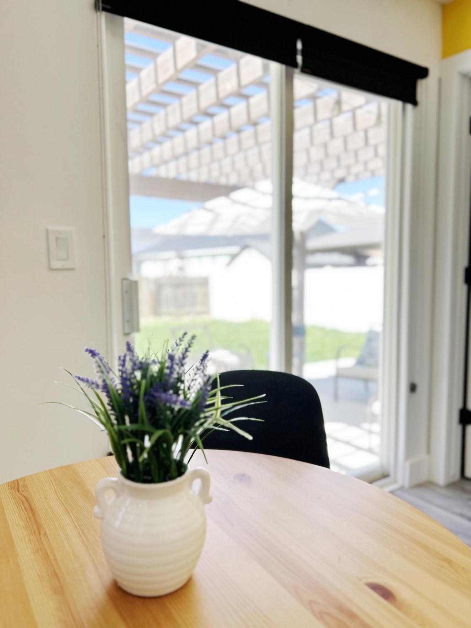 Private Room With Shared Spaces In Fully Equipped Lehi Home Esterno foto